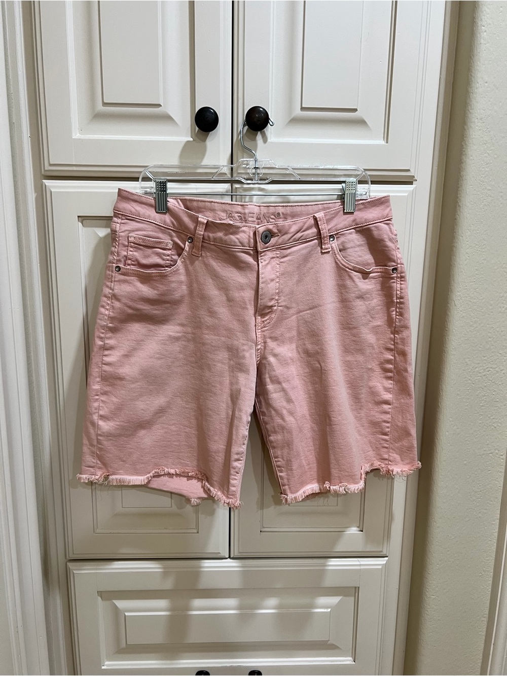 Jag Jeans Soft Pink Distressed Hem Denim Shorts